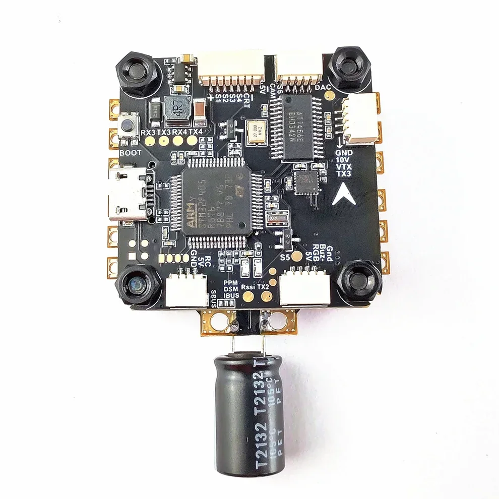وحدة تحكم طيران DarwinFPV Fpv  - مراجعة Betaflight Fc F4 وسعره